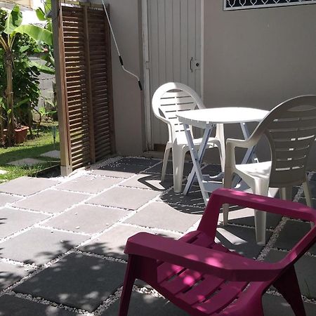 Agreable F2, Jardin, Garage, Fibre, Clim Ch Apartment Fort-de-France Exterior photo